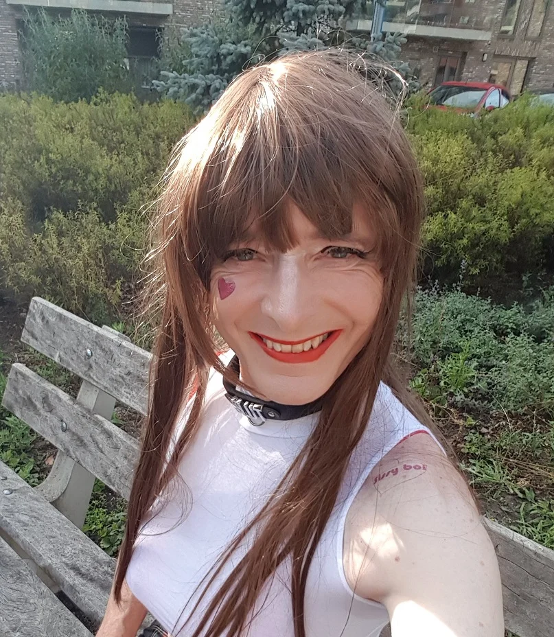 Sissy street whore julieslegs3