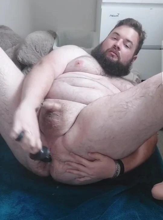 Russell loves ass to mouth